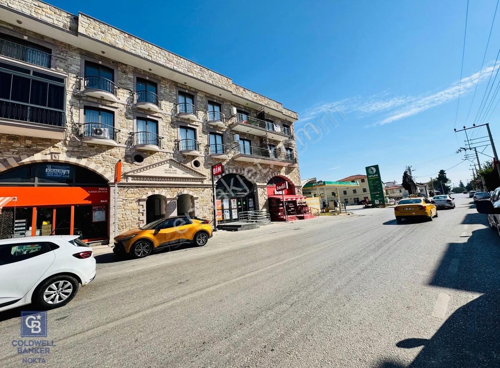 Foça Bağarası Hacıveli Mah. Ana Cadde Üzeri Kiralık Ofis - Görsel 7