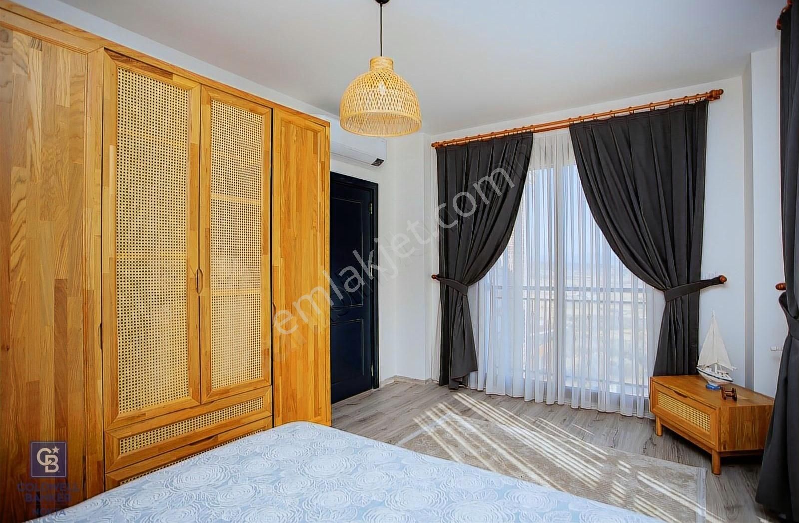 Foça Kocamehmetler'de Satılık 4+1 Müstakil Havuzlu Villa - Görsel 11