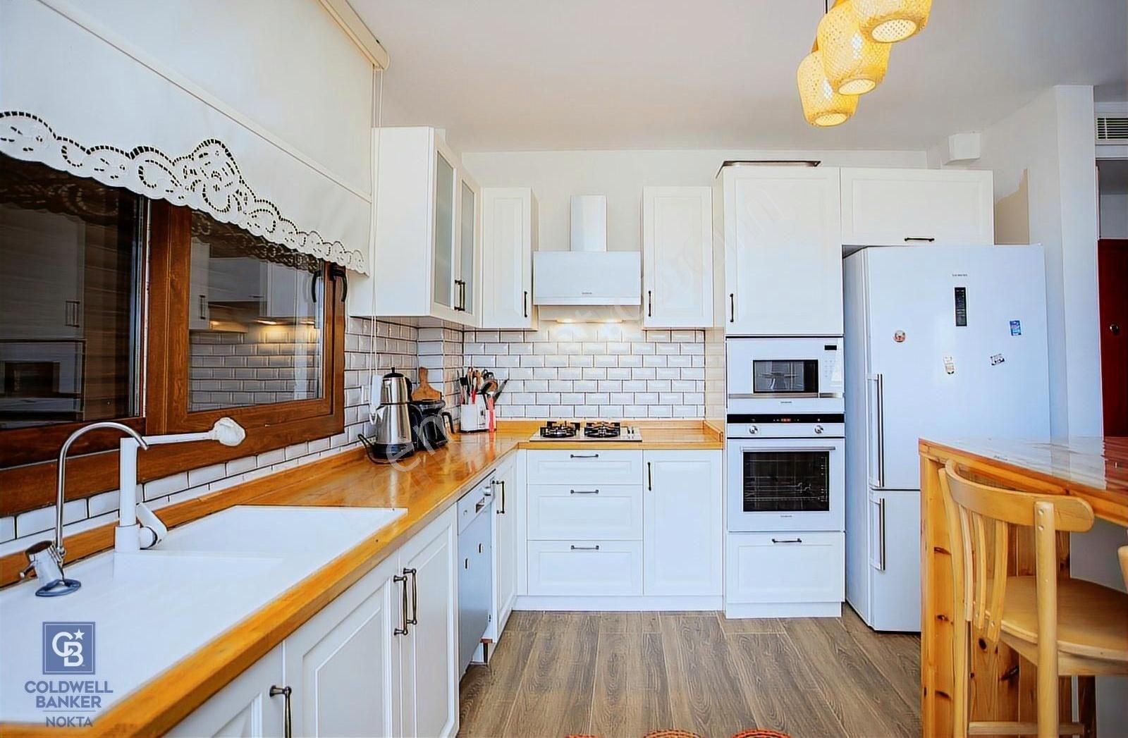 Foça Kocamehmetler'de Satılık 4+1 Müstakil Havuzlu Villa - Görsel 24