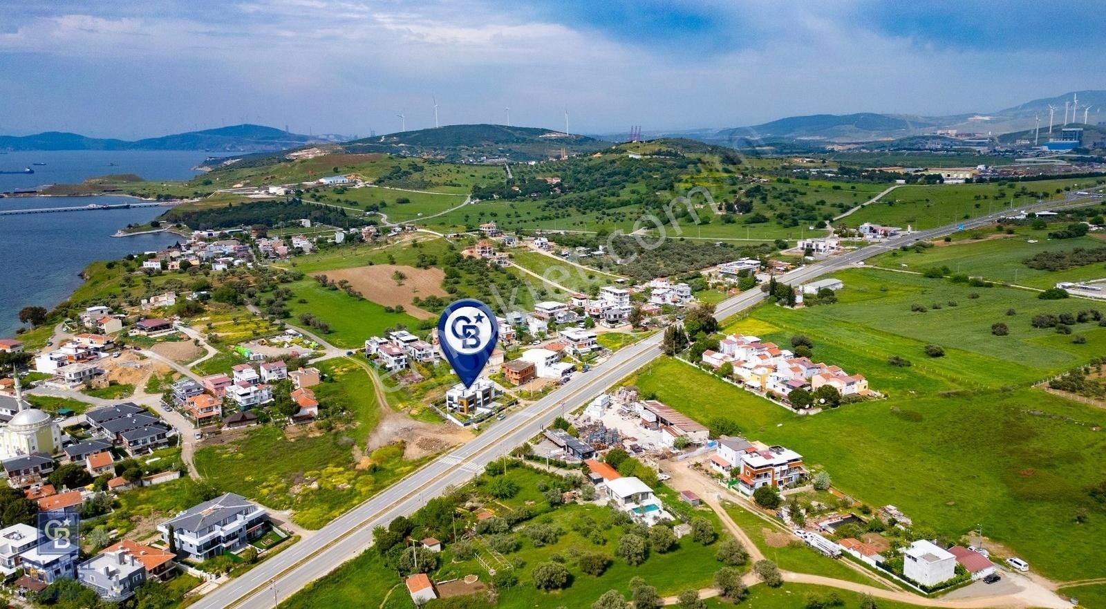 Yenifoça Cumhuriyet Mah. Satılık Havuzlu Lüks Villa - Görsel 21