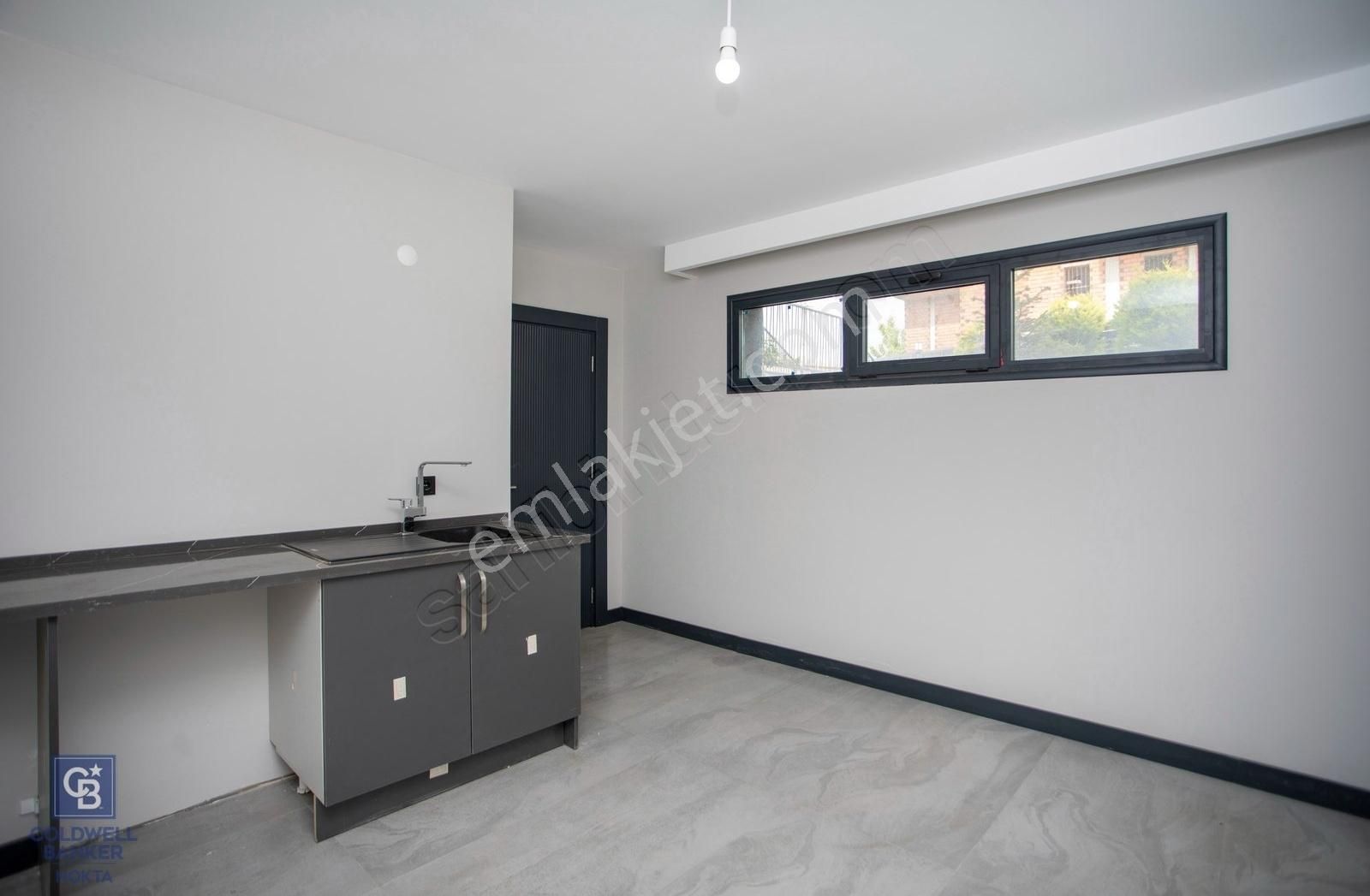 Yenifoça Cumhuriyet Mah. Satılık Havuzlu Lüks Villa - Görsel 30