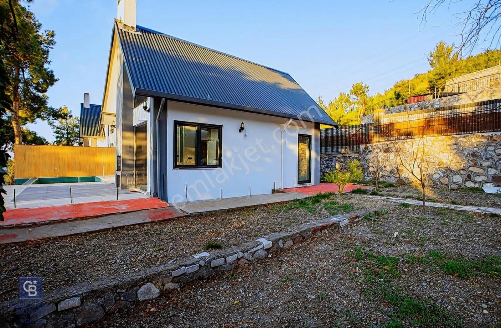 Manisa Yunusemre Gökçeler'de Satılık Loft Havuzlu Villa - Görsel 8