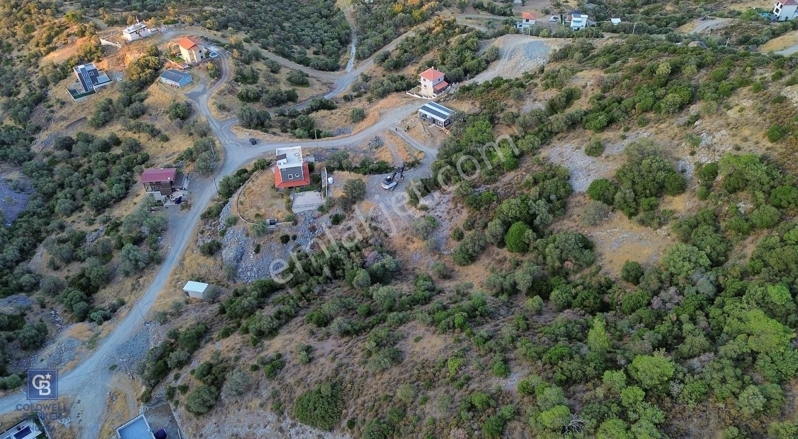 Yenifoça Sazlıca'da Satılık Deniz Manzaralı Villa Arsası - Görsel 23