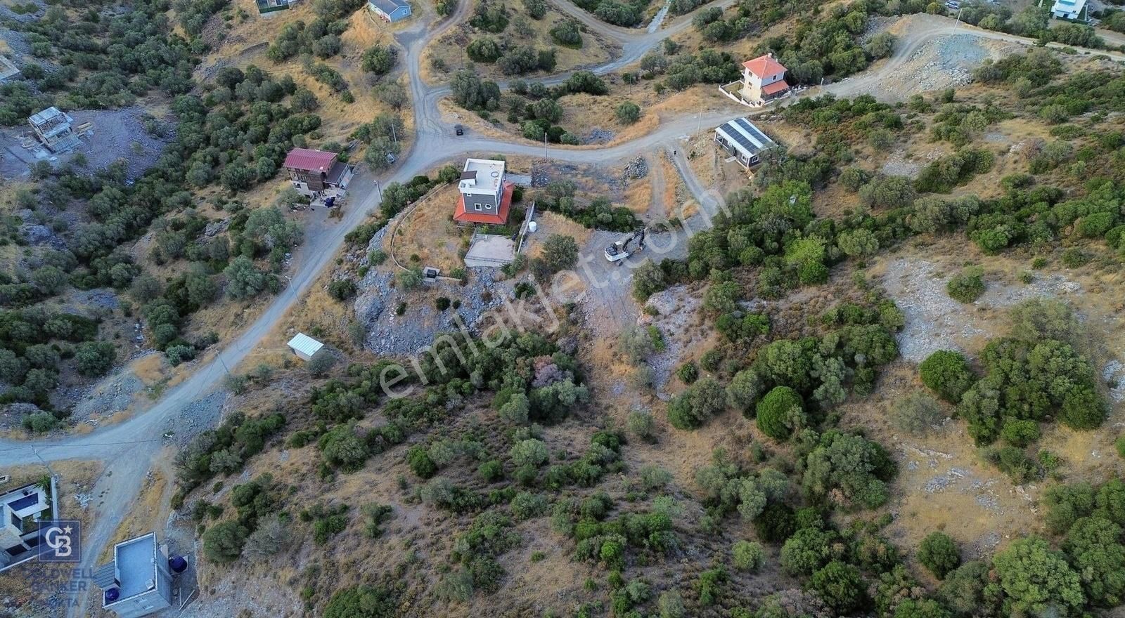 Yenifoça Sazlıca'da Satılık Deniz Manzaralı Villa Arsası - Görsel 12