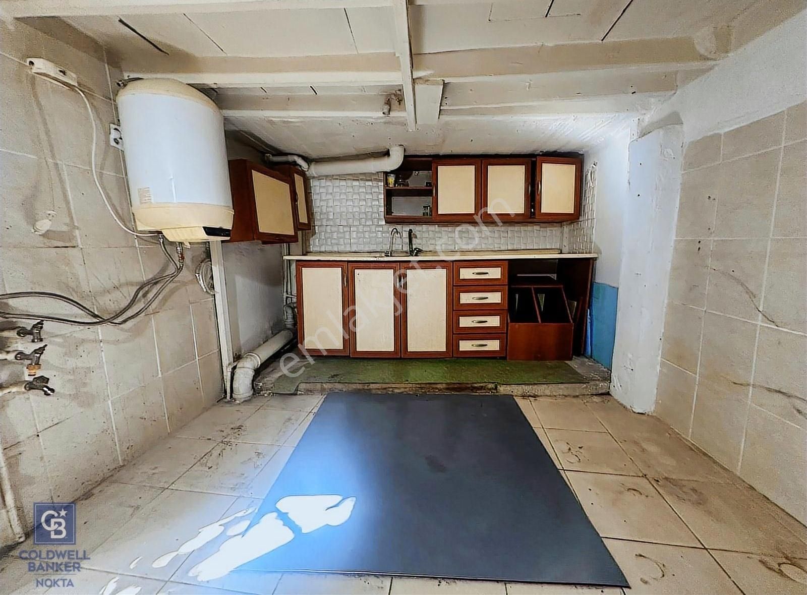 Ayvalık Merkez'de Denize 50 M Mesafede Satılık Tescilli Rum Evi - Görsel 30