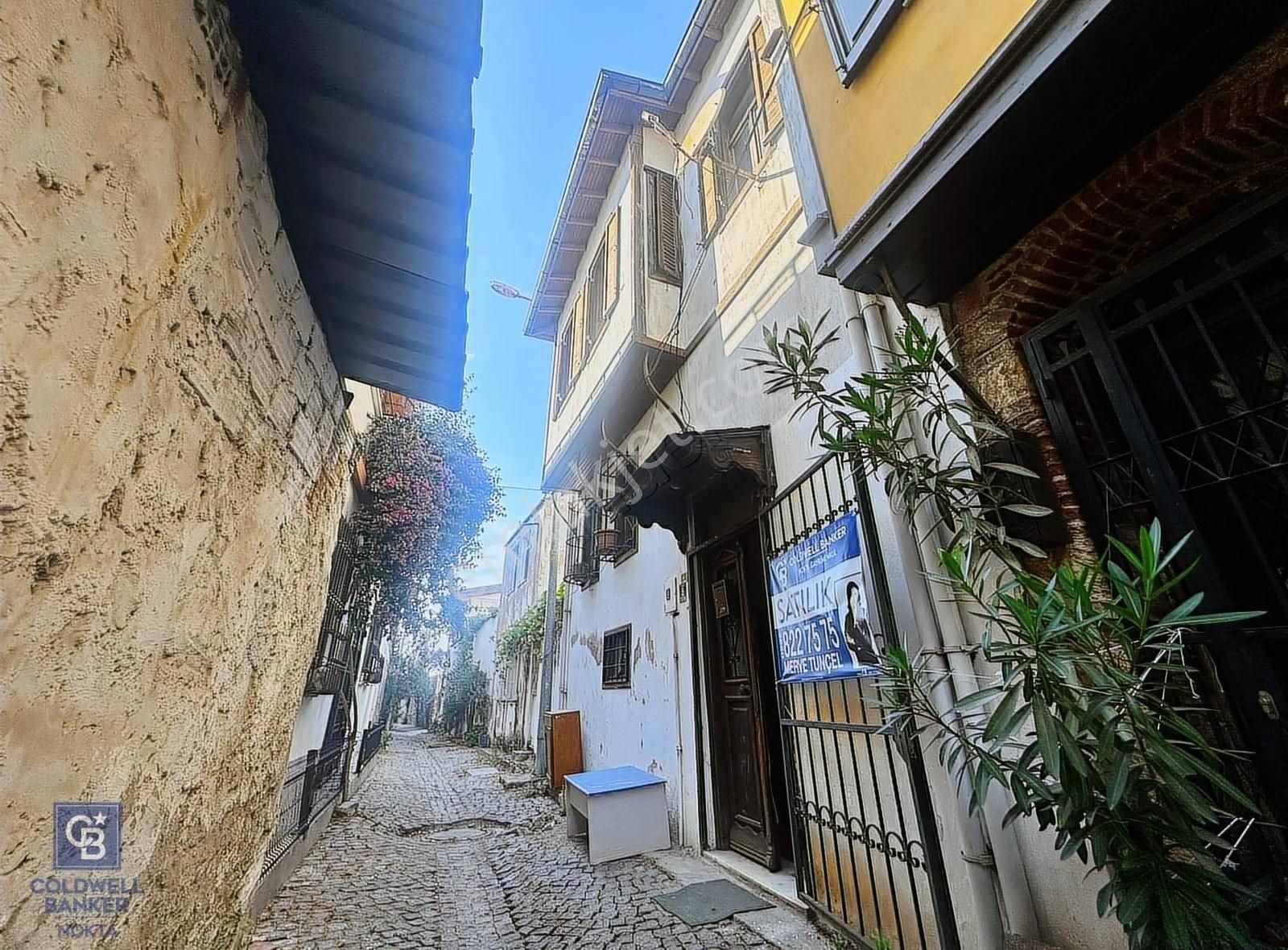 Ayvalık Merkez'de Denize 50 M Mesafede Satılık Tescilli Rum Evi - Görsel 29