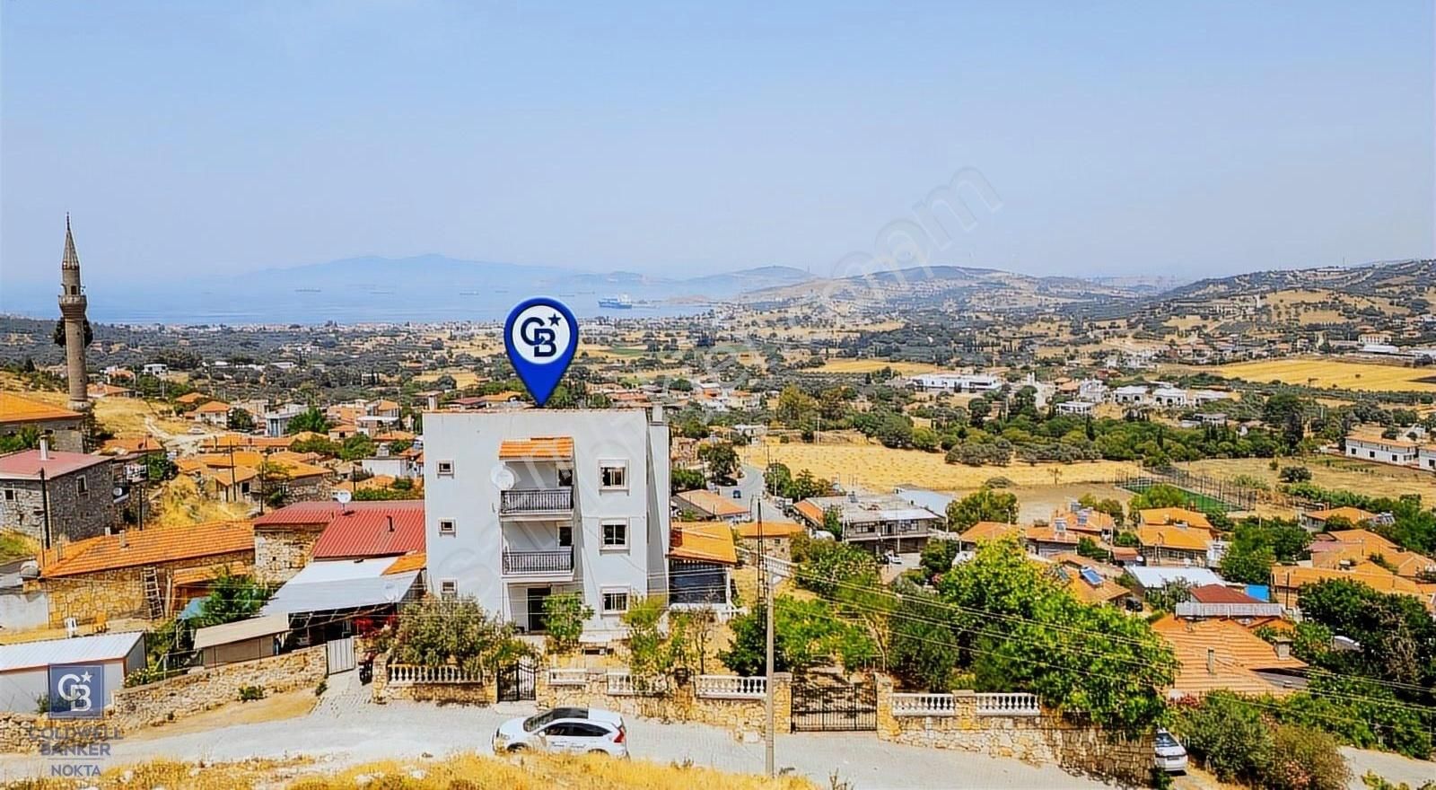 Foça Kozbeyli'de Satılık Tripleks Müstakil Ev Ve Arazi - Görsel 9