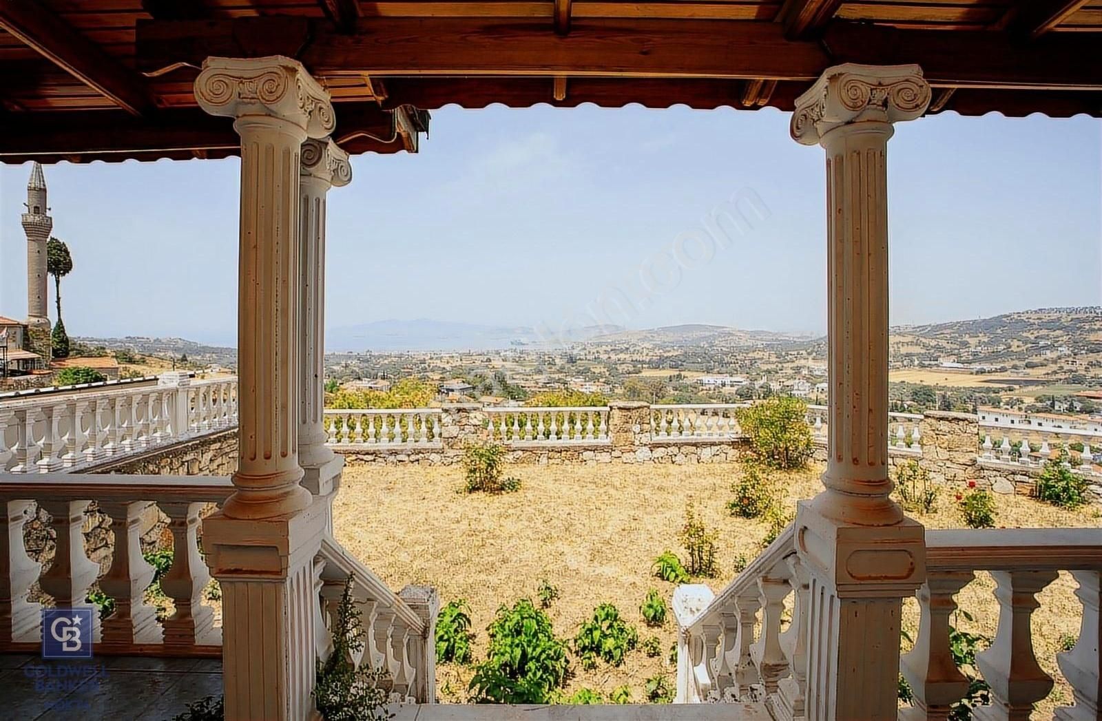 Foça Kozbeyli'de Satılık Tripleks Müstakil Ev Ve Arazi - Görsel 25