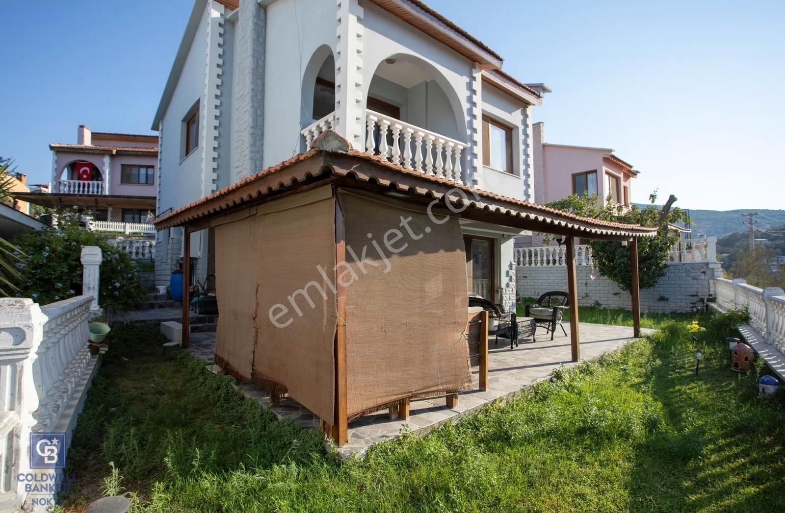 Yenifoça Donatkentte Satılık 3+1 Eşyalı Müstakil Villa - Görsel 20