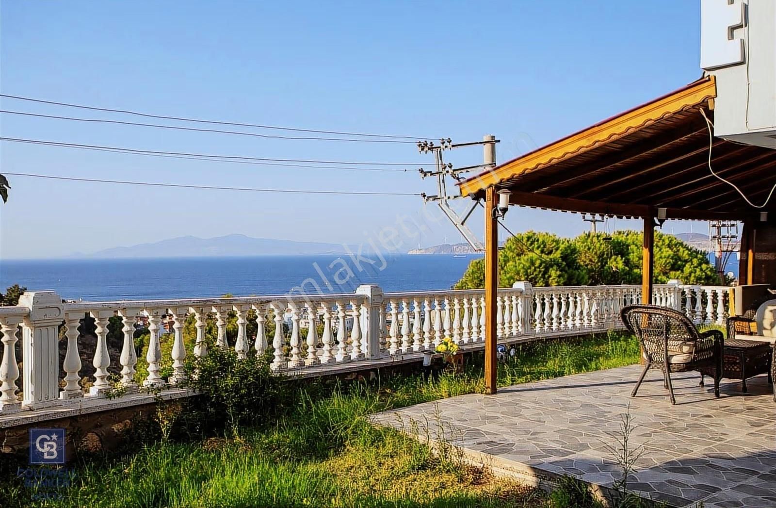 Yenifoça Donatkentte Satılık 3+1 Eşyalı Müstakil Villa - Görsel 33