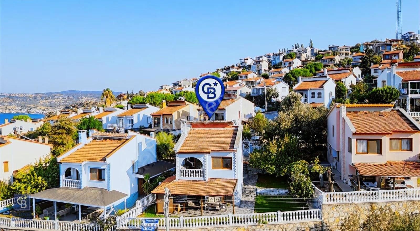 Yenifoça Donatkentte Satılık 3+1 Eşyalı Müstakil Villa - Görsel 34