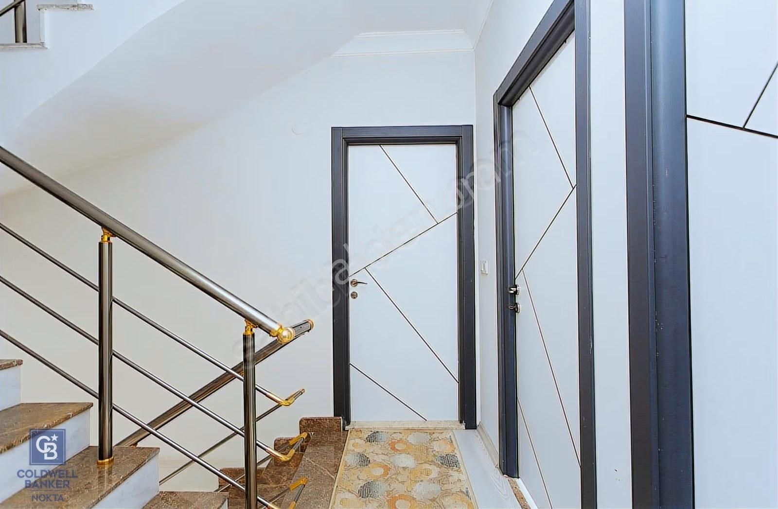 Yenifoça Gencelli'de Satılık 3+1 Tripleks Villa - Görsel 10