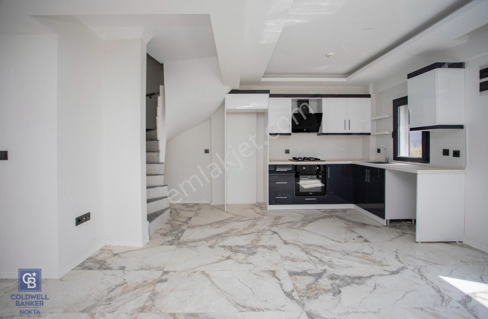 Foça Gencelli'de Satılık 3+1 Teraslı Dubleks Villa - Görsel 15