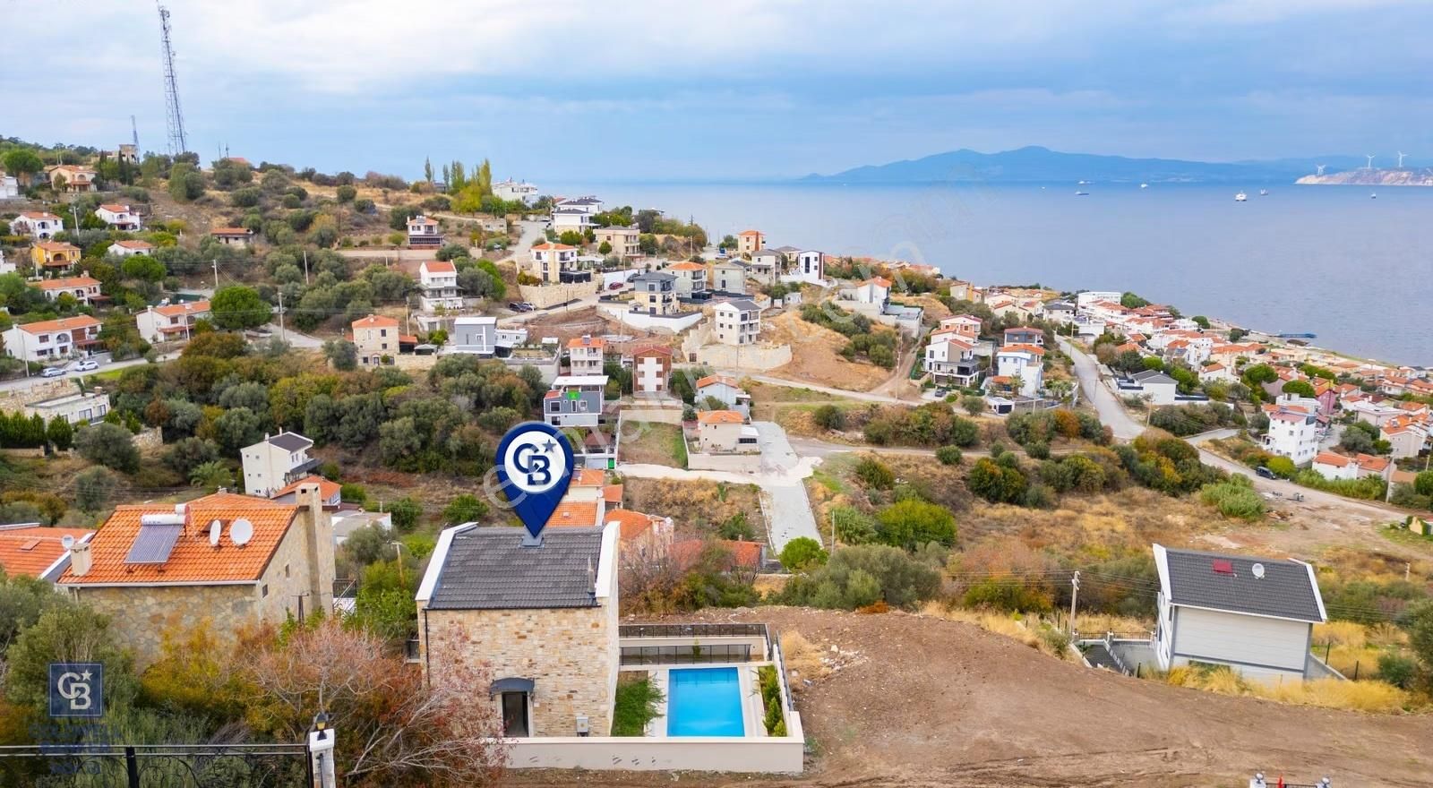 Yenifoça Donatkent Mevkiinde Satılık Havuzlu 3+1 Müstakil Villa - Görsel 23