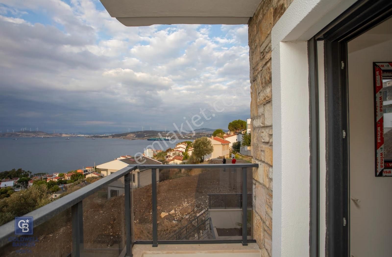 Yenifoça Donatkent Mevkiinde Satılık Havuzlu 3+1 Müstakil Villa - Görsel 10