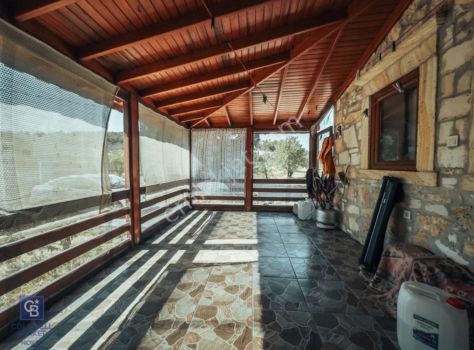 Foça Ilıpınar'da Satılık Müstakil Taş Ev Ve Zeytinli Tarla - Görsel 19