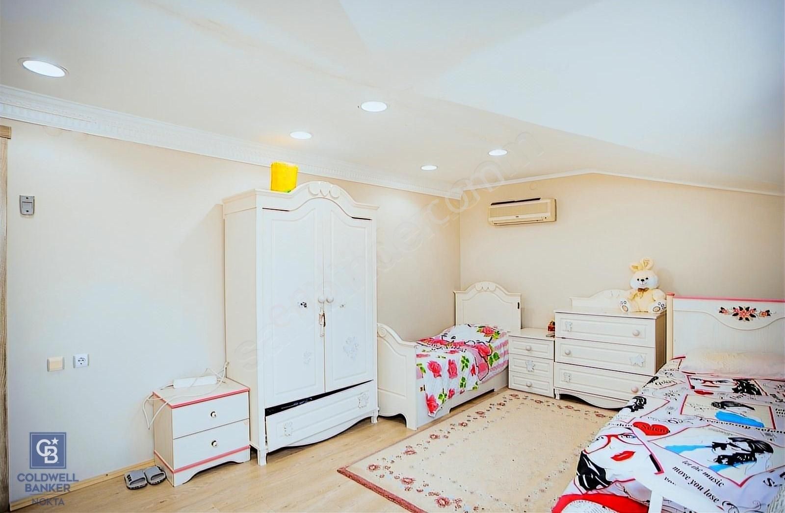 Menemen Göktepe Mah Satılık 4+2 Müstakil Bahçeli Tripleks Villa - Görsel 17