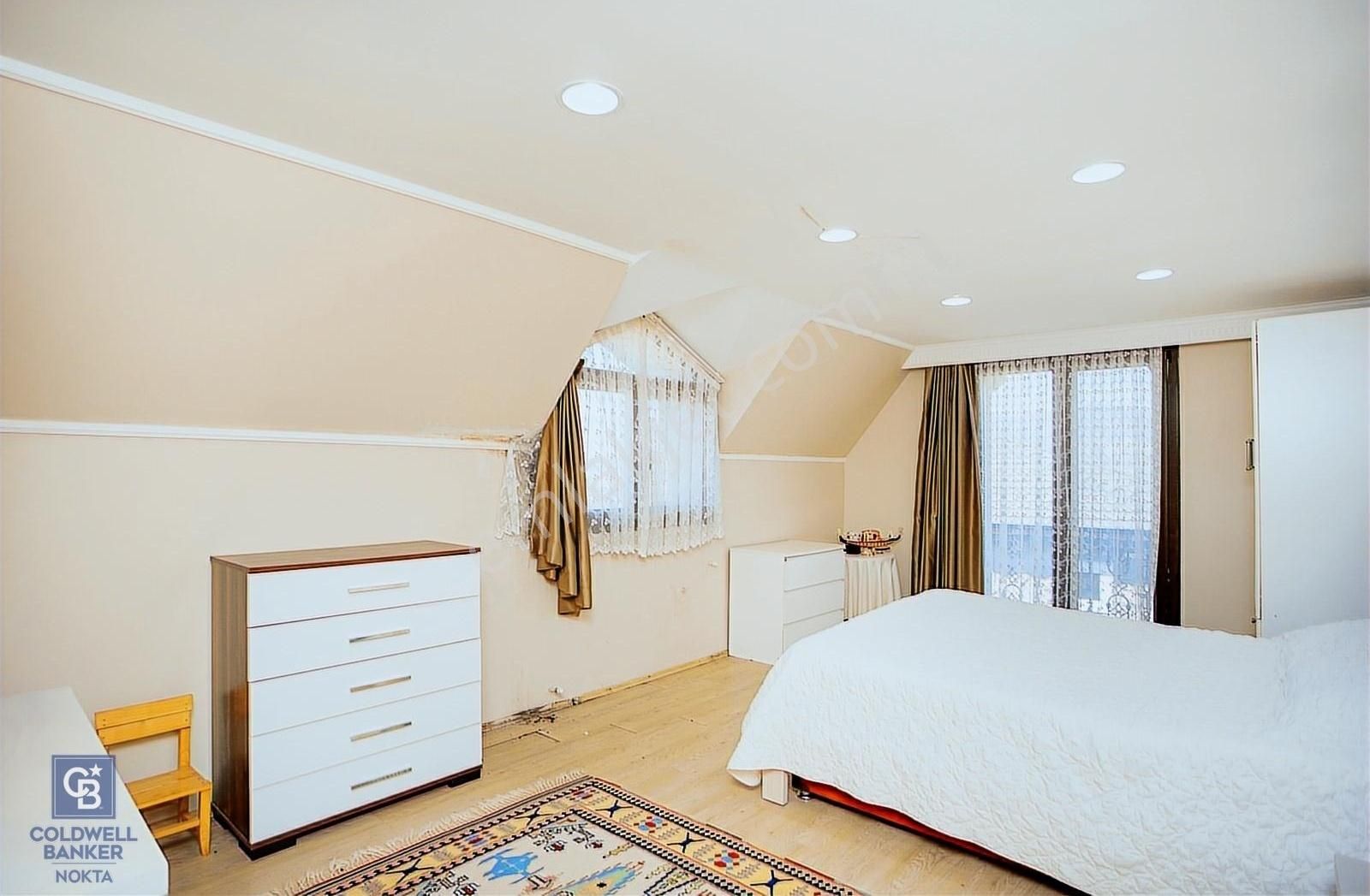 Menemen Göktepe Mah Satılık 4+2 Müstakil Bahçeli Tripleks Villa - Görsel 30