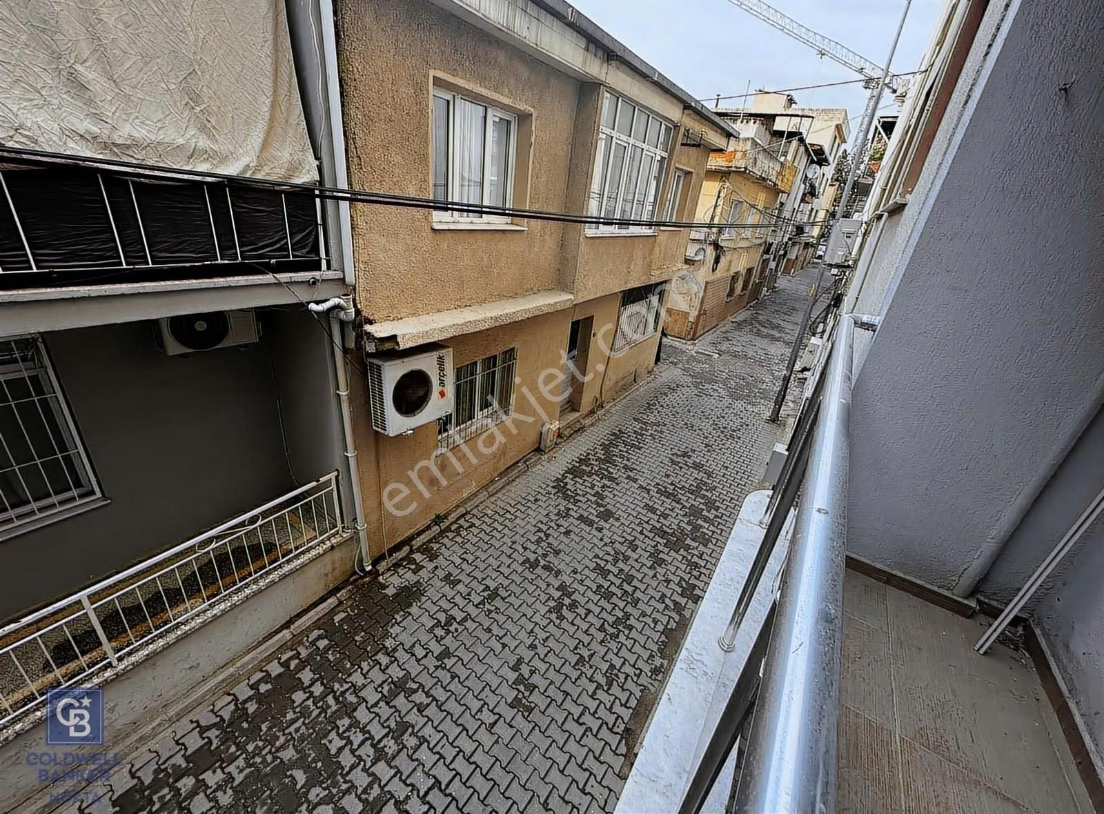 Bornova Çamdibi Merkezi Konumda Kiralık Geniş 3+1 Daire - Görsel 5