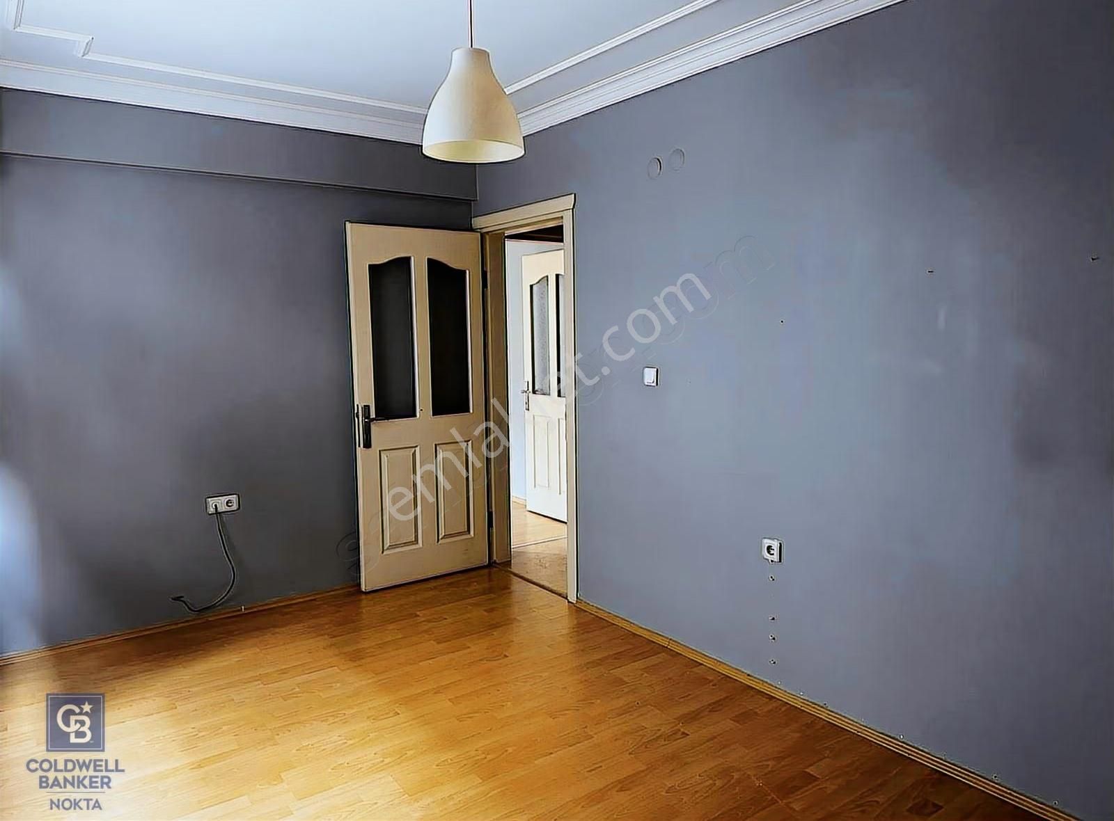 Bornova Çamdibi Merkezi Konumda Kiralık Geniş 3+1 Daire - Görsel 33