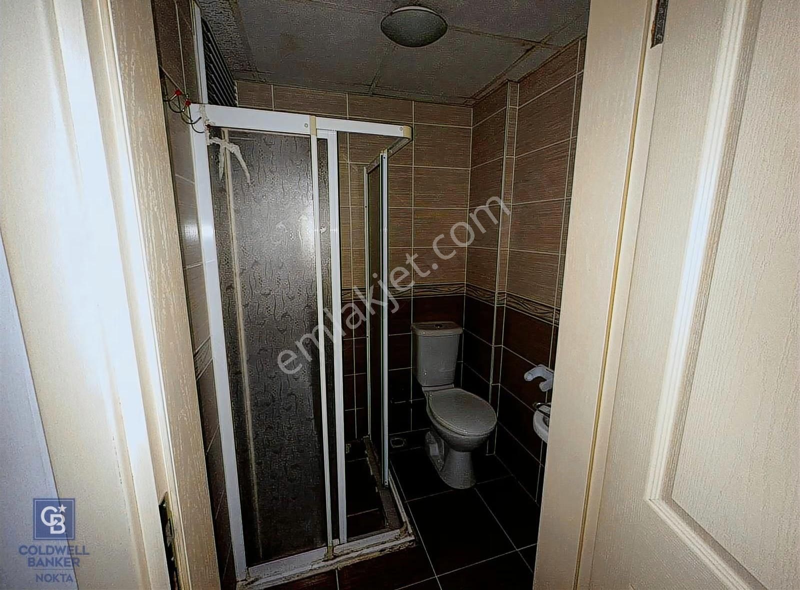 Bornova Çamdibi Merkezi Konumda Kiralık Geniş 3+1 Daire - Görsel 14