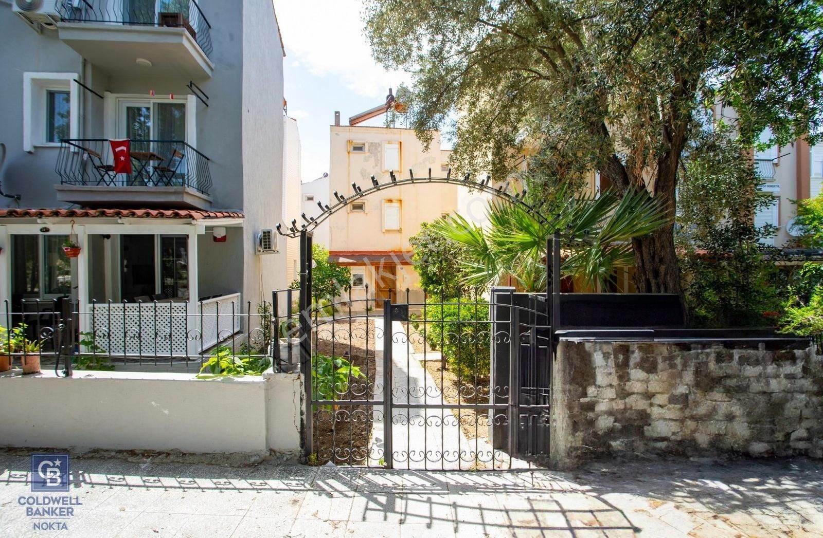 Foça Atatürk Mah. Site İçerisinde Satılık 3+1 Tripleks - Görsel 22