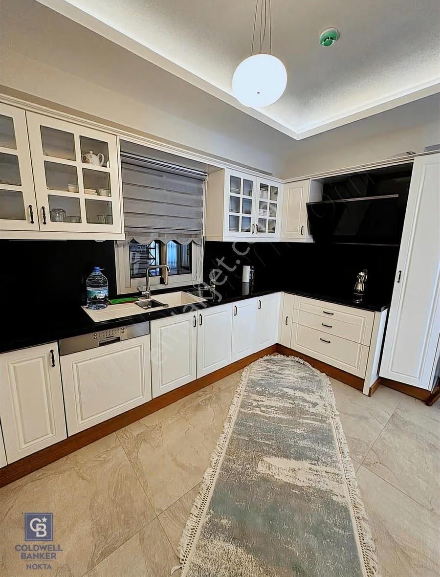 Eski Foça Havuzlu Site İçerisinde Eşyalı Kiralık 3+1 Villa - Görsel 31