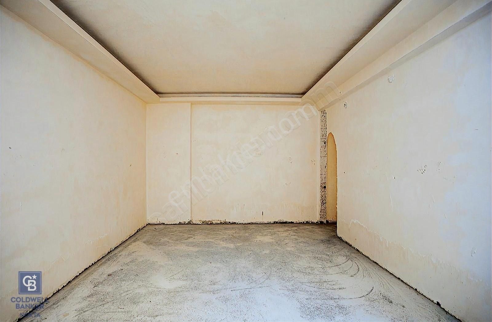 Eski Foça İsmetpaşa Mah. Satılık 5+1 Müstakil Villa - Görsel 24