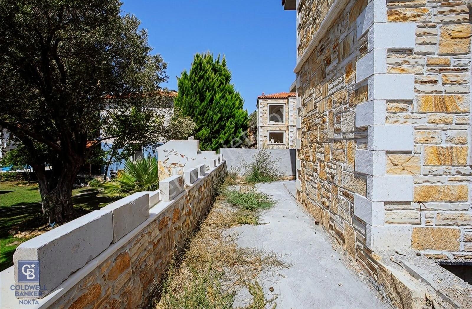 Eski Foça İsmetpaşa Mah. Satılık 5+1 Müstakil Villa - Görsel 11