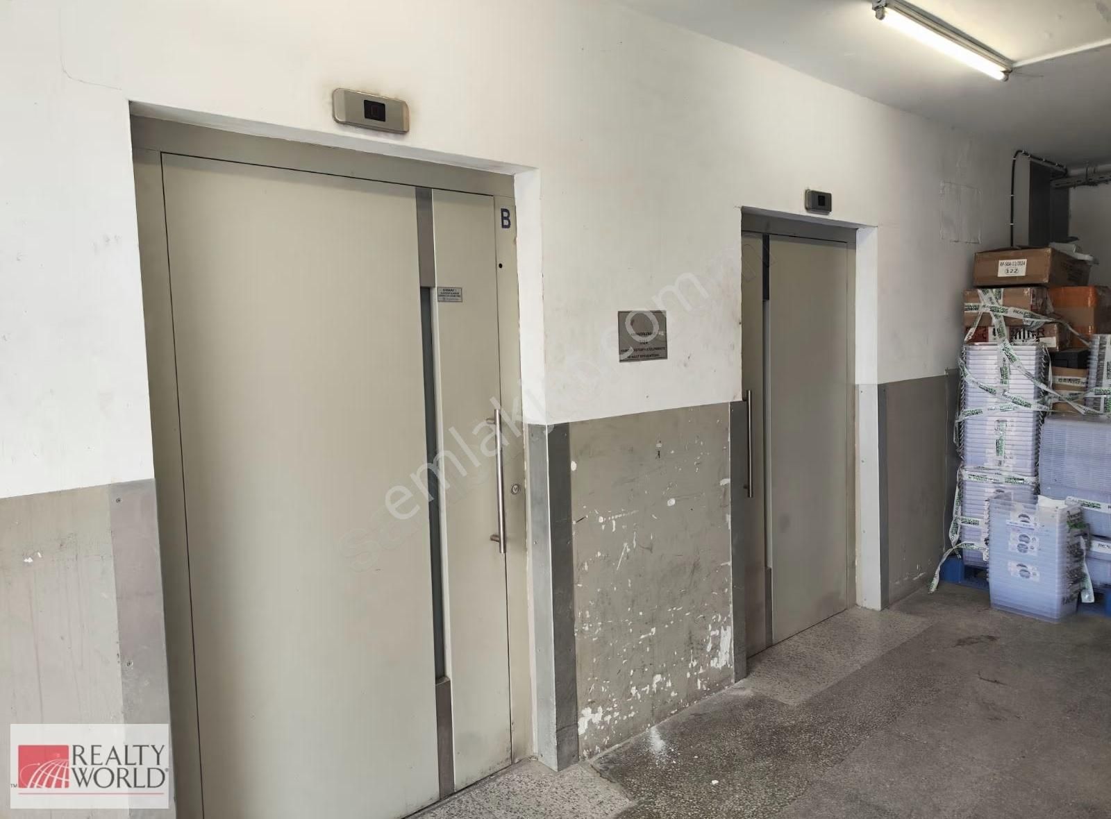 Unkapanı İmç 5.blokta Üst Kat 80m2 Wc&mutfak - Görsel 15