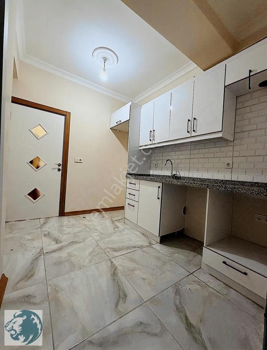 Sıfır Daire 80m2 1+1 Balkonlu Üniversitenin Yanı Başında - Görsel 11