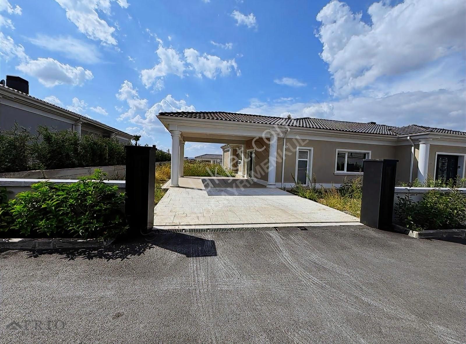 Alkent 2000 Mah. Vadi Mahal Sitesi Alis Tipi Tam Müstakil Villa - Görsel 3