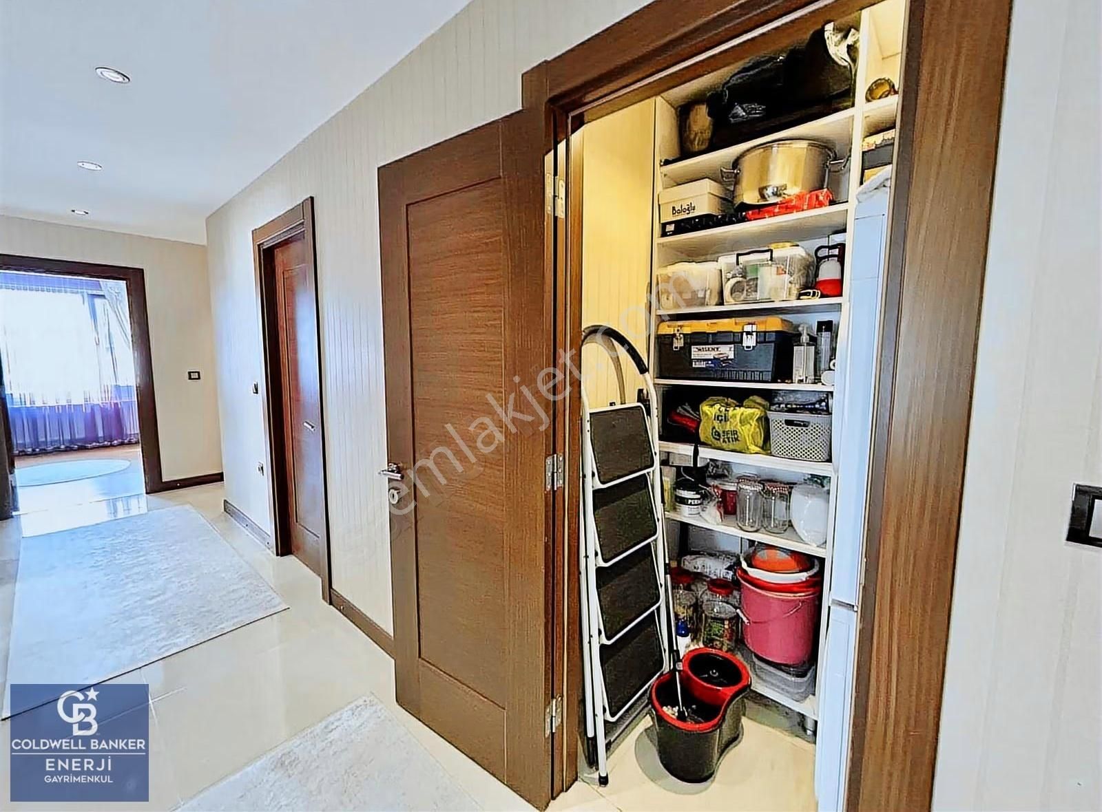 Beylikdüzü Adnan Kahveci Dora Park 2 Sitesinde Satılık 4+1 Daire - Görsel 4