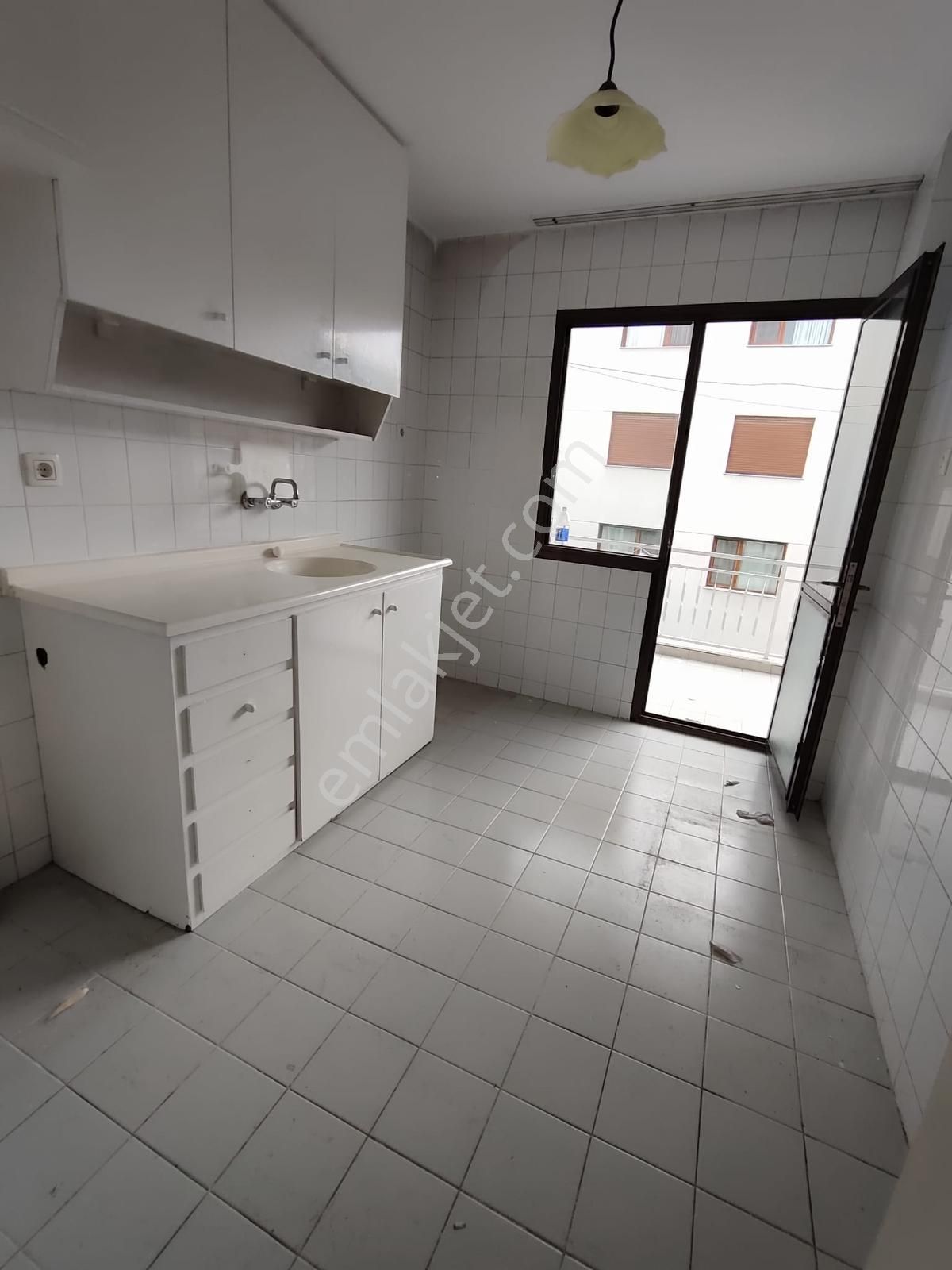 Başkut Emlak'tan Karşıyaka-goncalar Mah.de 2+1 Daire - Görsel 10