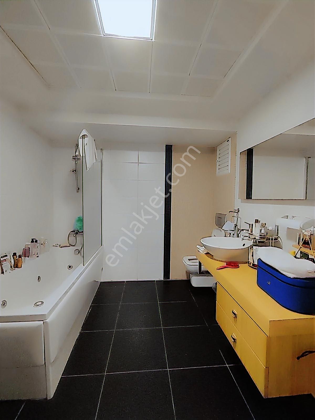 Başkut'tan Mansuroğlu'nda Ticari Kullanıma Uygun 4+1 - Görsel 15