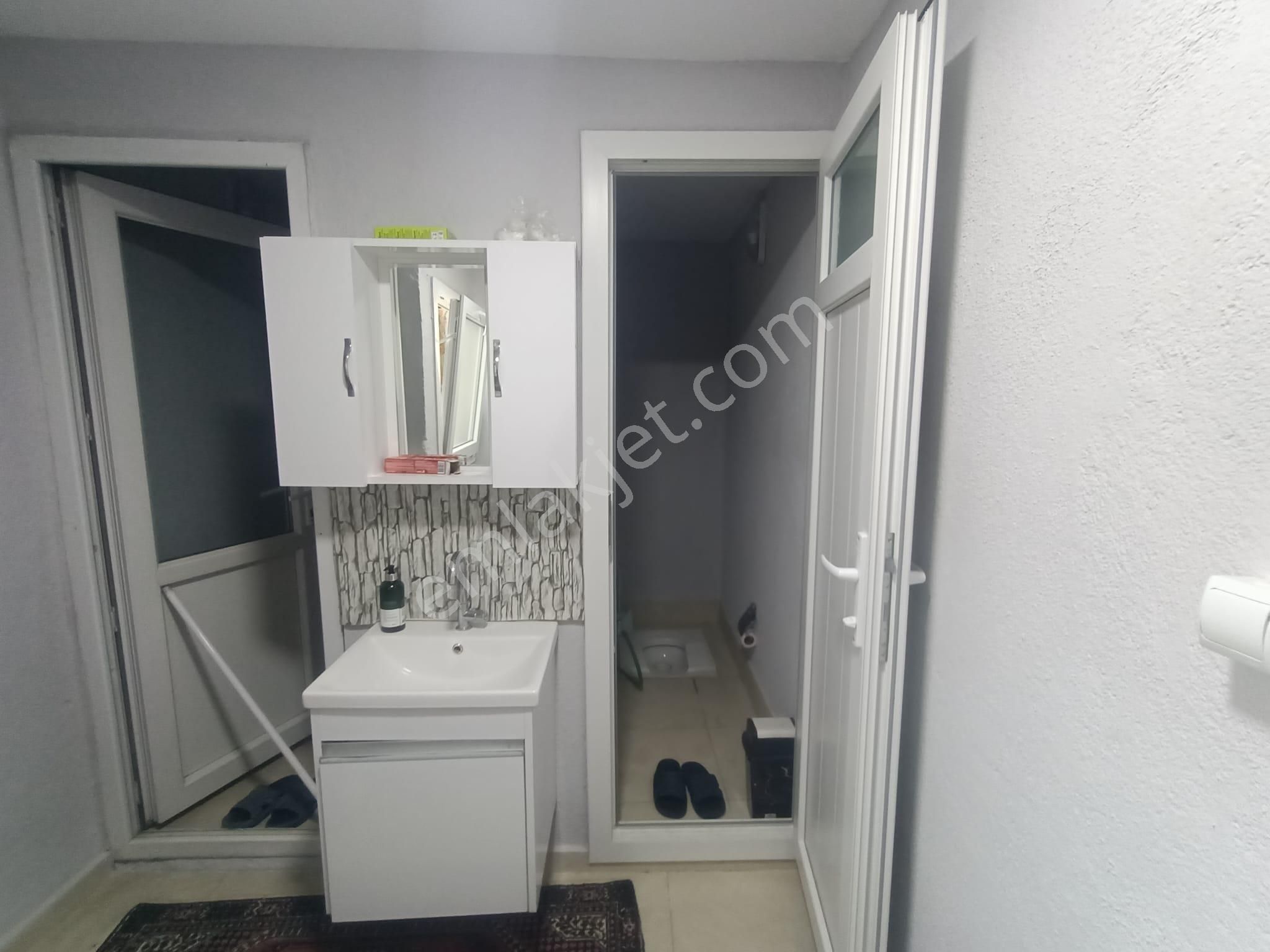 Bornova Çamdibi Yıldırım Beyazıtta Satılık Ferah Yapılı 2+1 Satılık Kupon Daire - Görsel 12