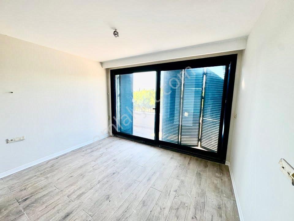 Avm Bölgesinde 5+1 Özel Havuzlu Müstakil Villa - Görsel 19