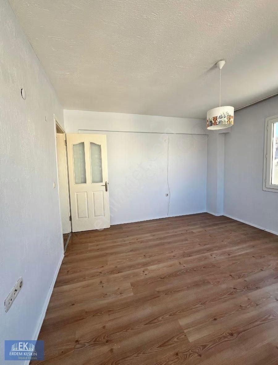 Gaziemir Emrezde 3 Cepheli 110 M2 2+1 Kiralık Daire - Görsel 6