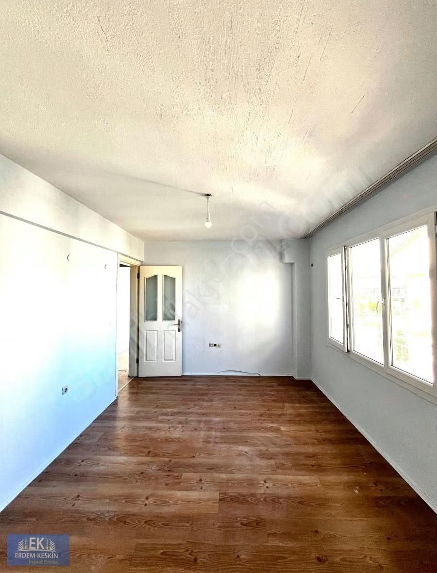 Gaziemir Emrezde 3 Cepheli 110 M2 2+1 Kiralık Daire - Görsel 11