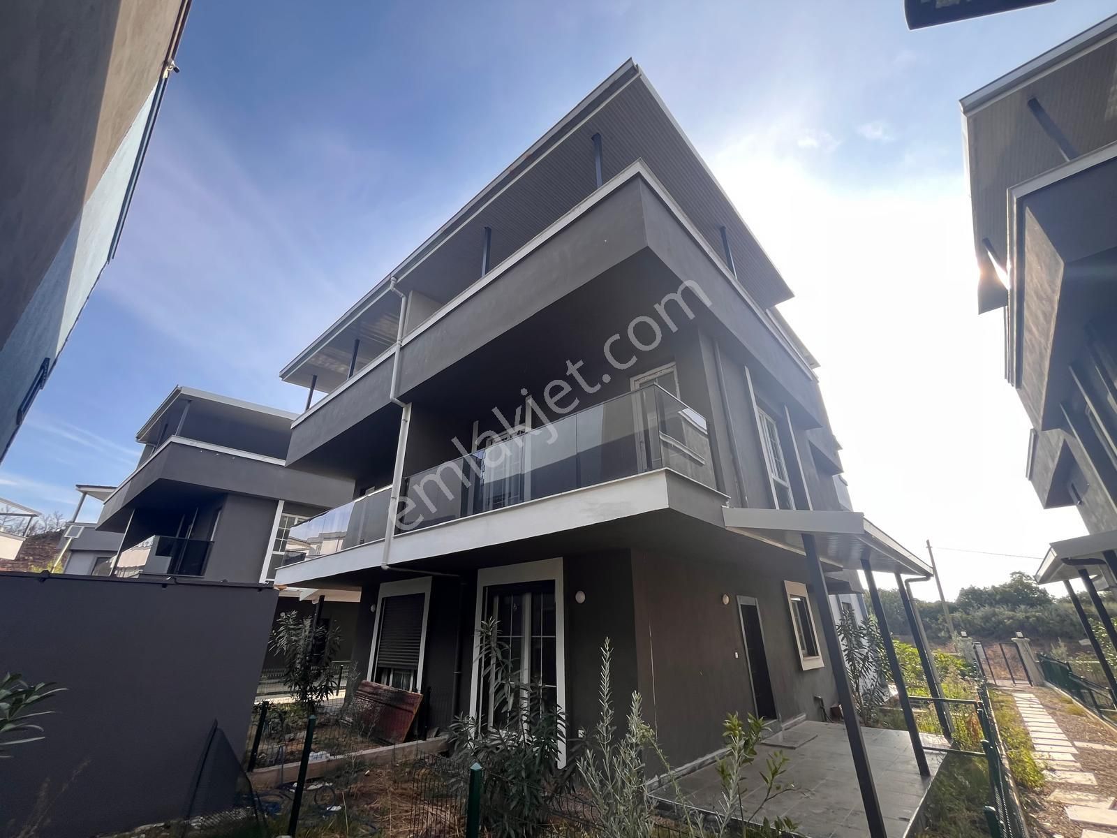 Seferihisar Payamlıda Uygun Fiyata Sıfır 3+1 Bahçeli Villa - Görsel 5