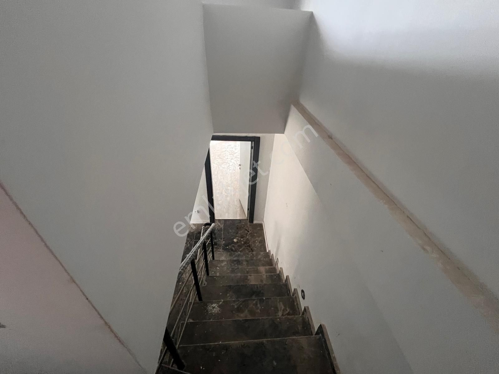 Seferihisar Payamlıda Uygun Fiyata Sıfır 3+1 Bahçeli Villa - Görsel 21