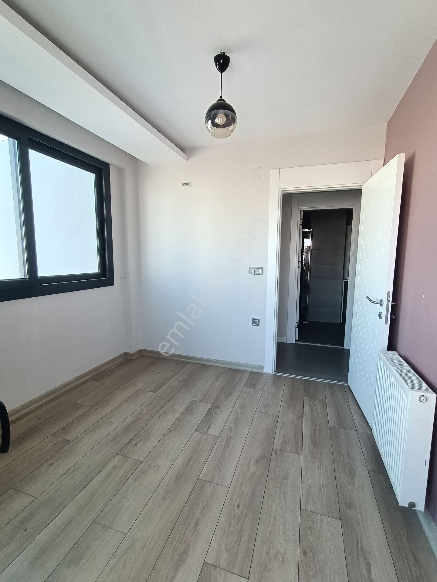 İz'den Bulvar Üzeri Tek Blok Emsalsiz Fırsat Dairesi - Görsel 11