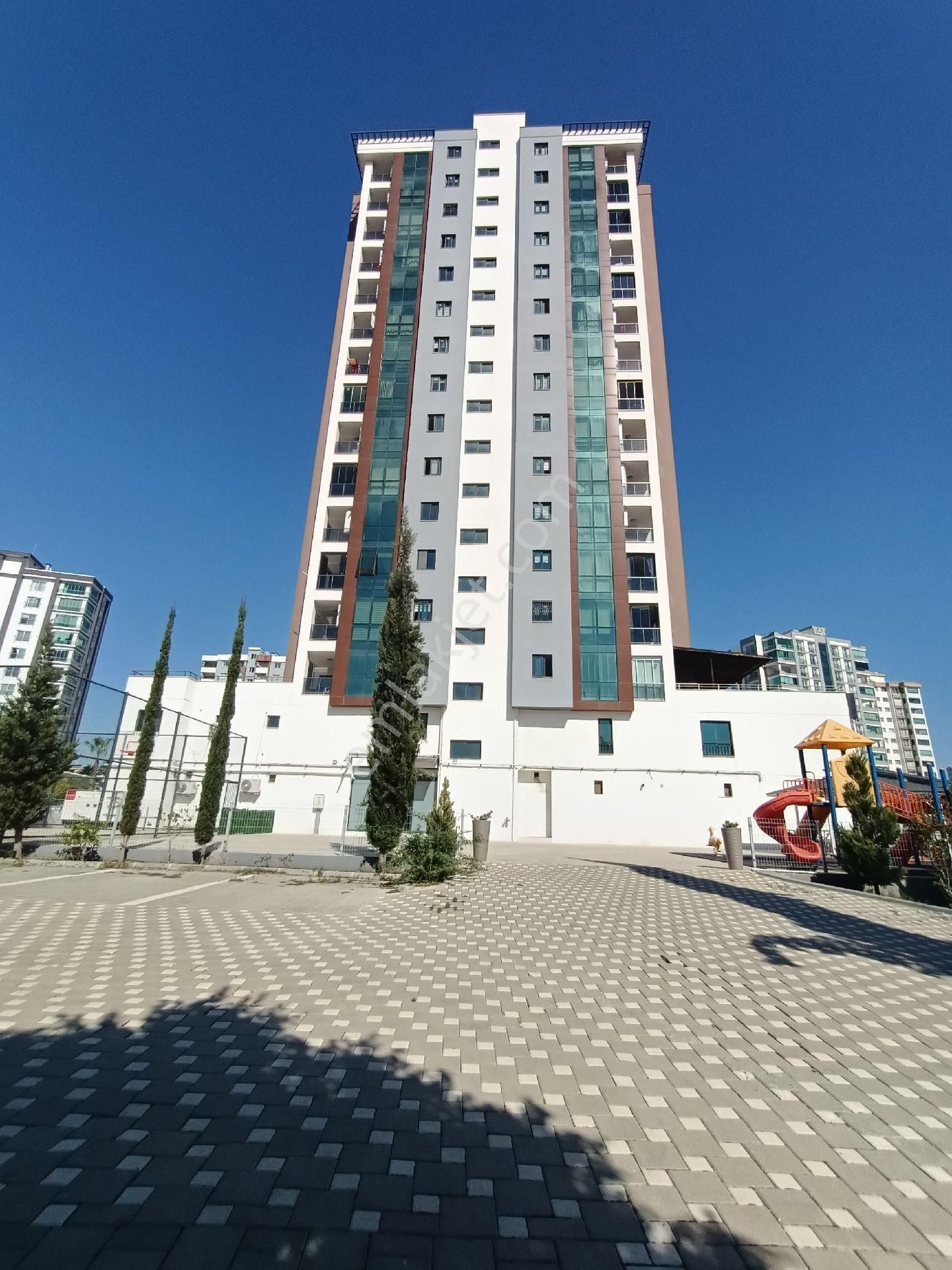 İz'den Bulvar Üzeri Tek Blok Emsalsiz Fırsat Dairesi - Görsel 1