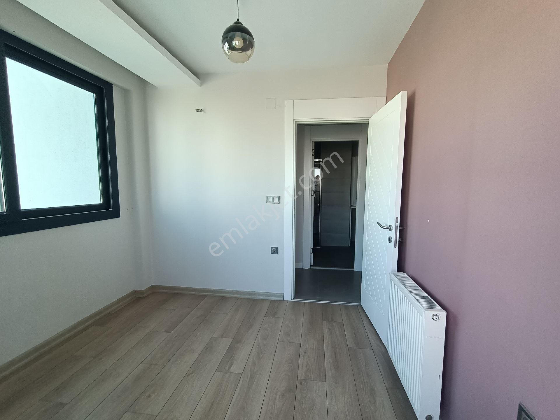 İz'den Bulvar Üzeri Tek Blok Emsalsiz Fırsat Dairesi - Görsel 9