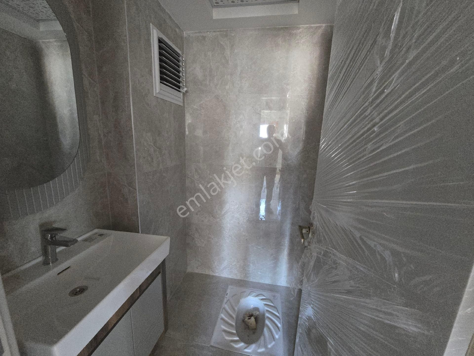 Aktif Gayrimenkulden Çiflikköyde Lüxs Sit De Satılık Ultra Lüxs 4+1 13 Cü Kat Daire - Görsel 14