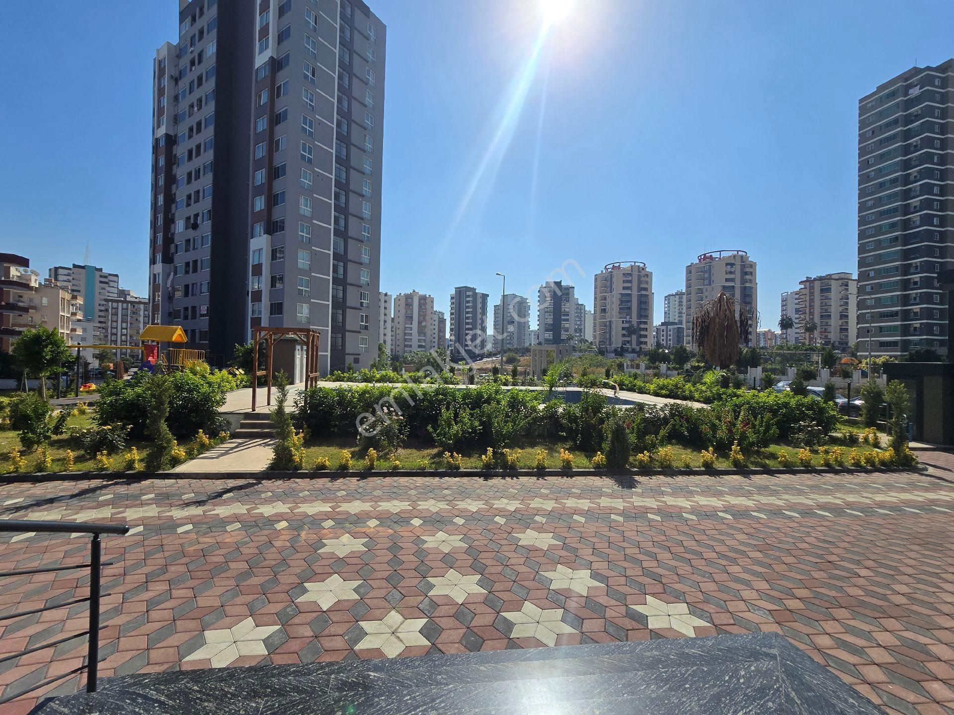 Aktif Gayrimenkulden Çiflikköyde Lüxs Sit De Satılık Ultra Lüxs 4+1 13 Cü Kat Daire - Görsel 7