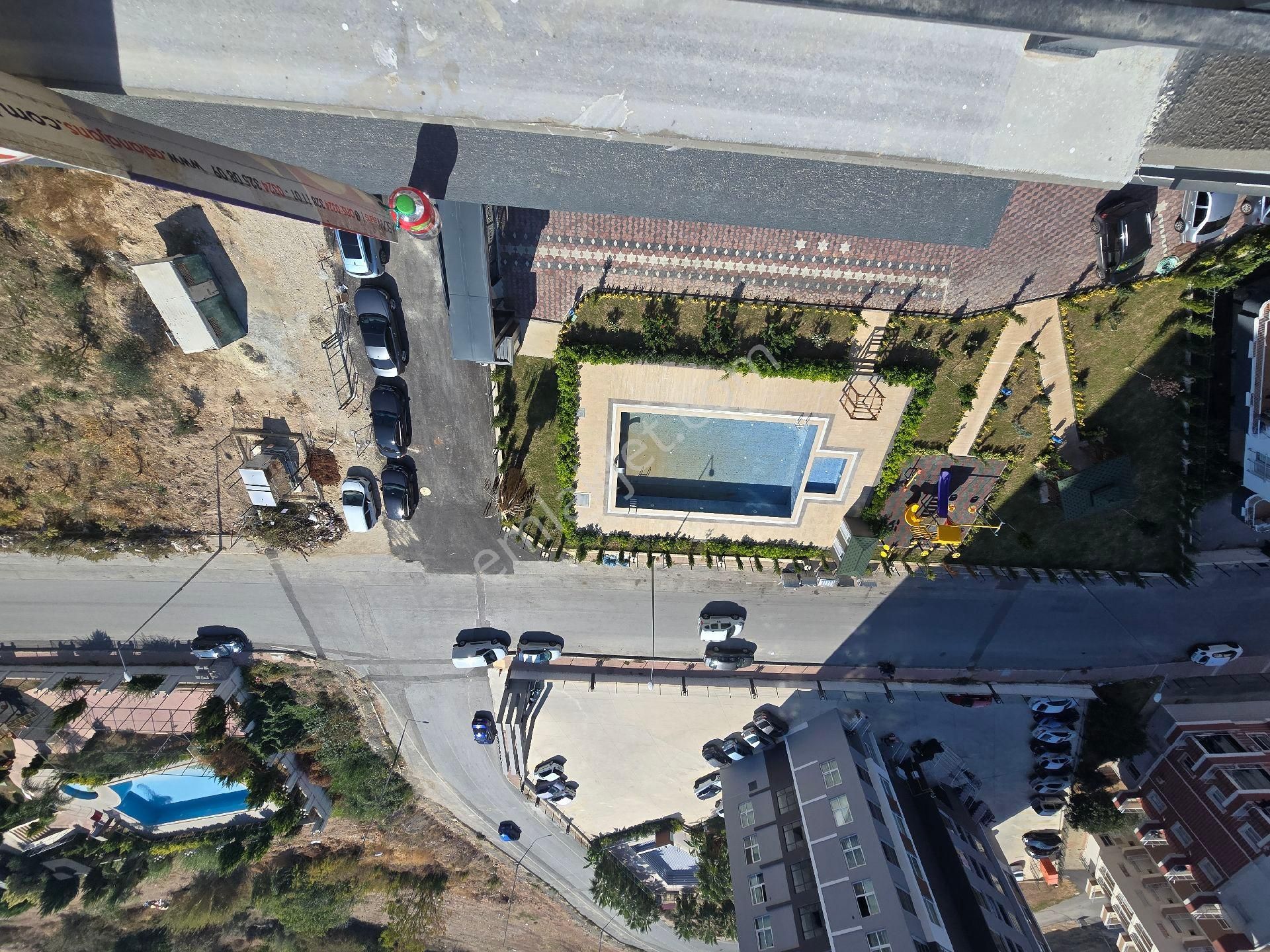 Aktif Gayrimenkulden Çiflikköyde Lüxs Sit De Satılık Ultra Lüxs 4+1 13 Cü Kat Daire - Görsel 30