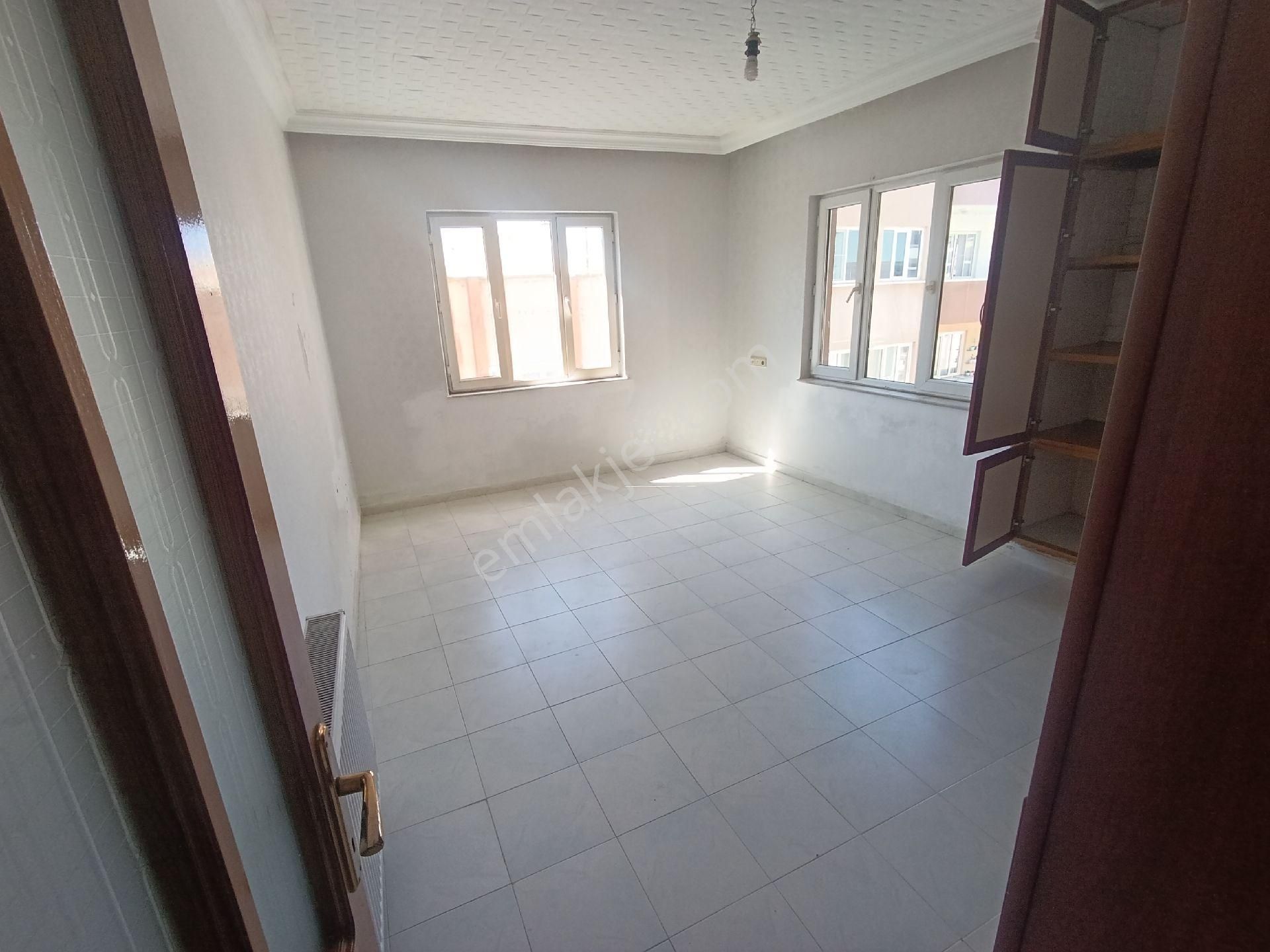 Deniz Mh De 4 Katli 168m2 Arsa Sahip Köşe Başı Müstakil Ev - Görsel 16