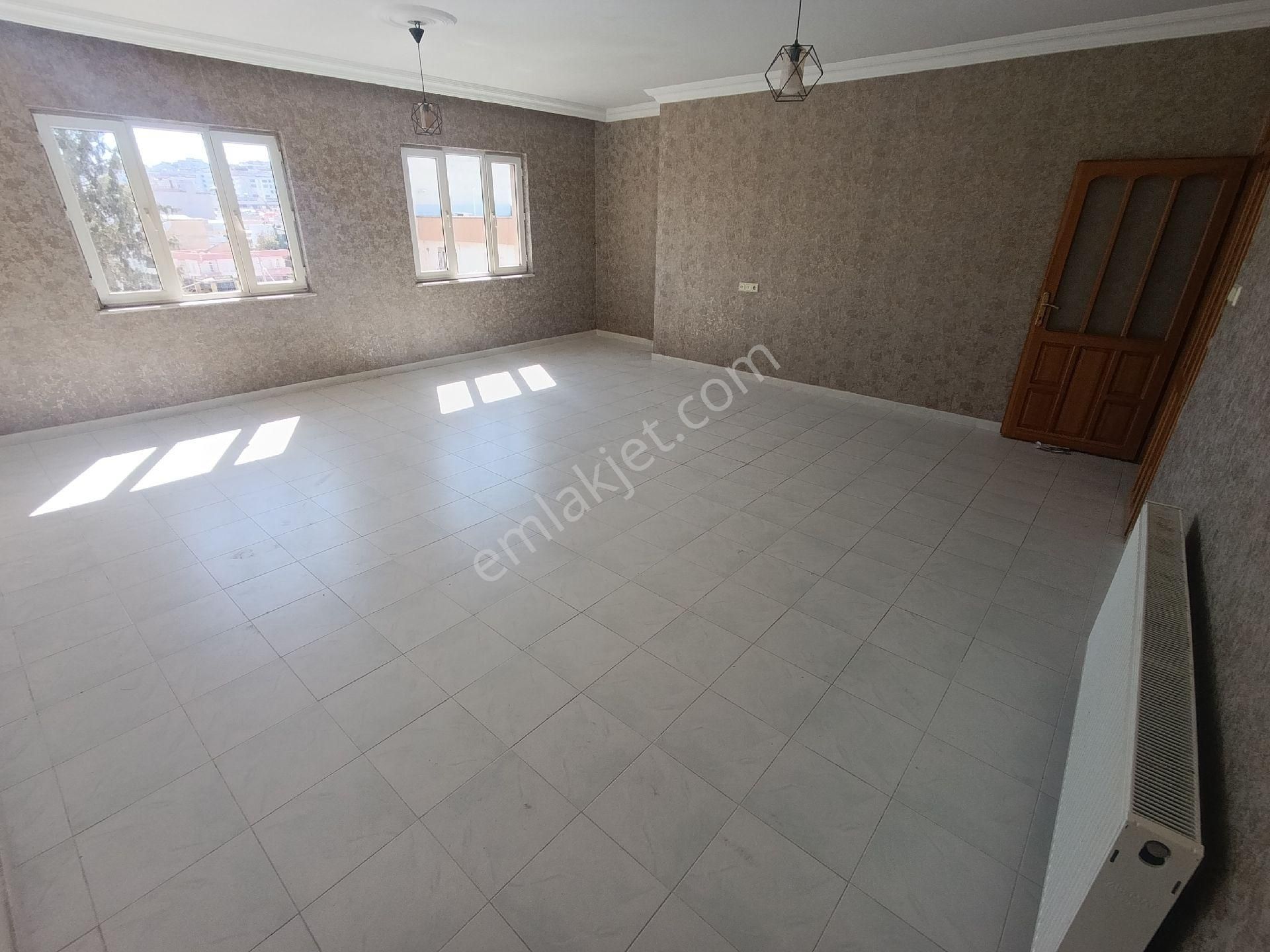 Deniz Mh De 4 Katli 168m2 Arsa Sahip Köşe Başı Müstakil Ev - Görsel 17