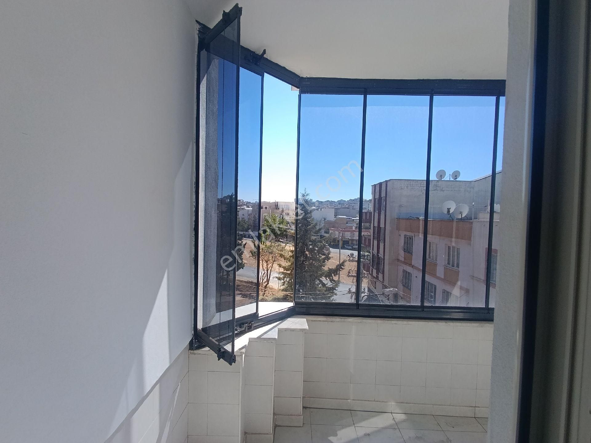 Deniz Mh De 4 Katli 168m2 Arsa Sahip Köşe Başı Müstakil Ev - Görsel 21